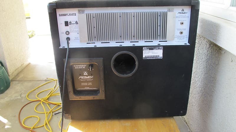 PEAVEY COMBO 210TX キャビネットに改造済み　引取り限定！！ Peavey 210tx combo with cab | Reverb