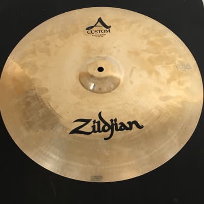 Zildjian 17" A Custom Fast Crash image 1