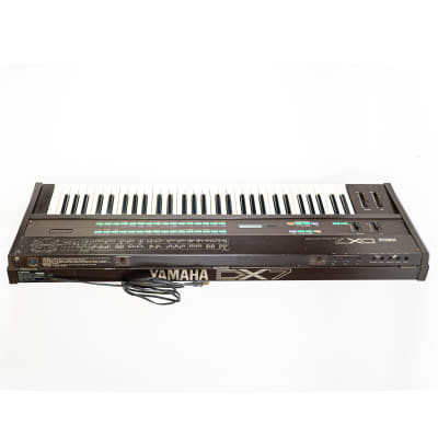 Yamaha DX7 Synthesizer / Keyboard - Classic FM Sound Retro Cool - Vintage image 8