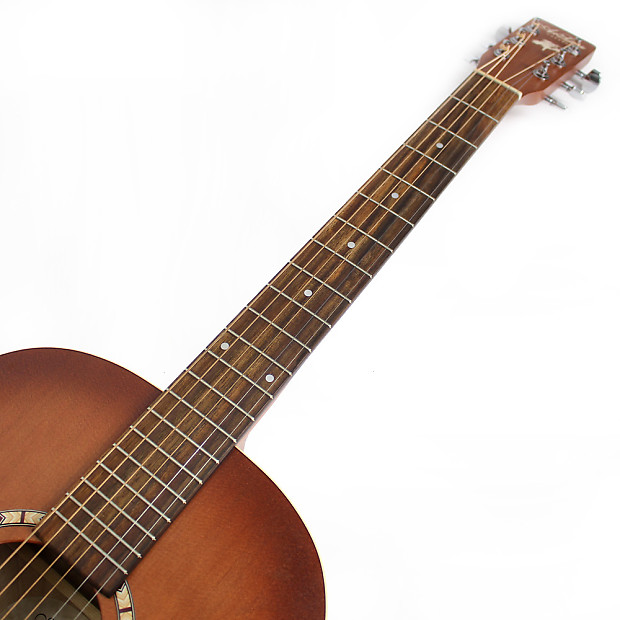 Art & Lutherie Folk Cedar Antique Burst QI Acoustic Electric Guitar