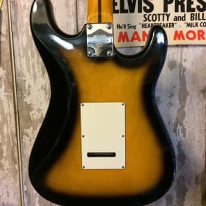 Hondo Fame Series 760 1980s 2 Color Sunburst Left Handed Samick Vintage Guitar image 6