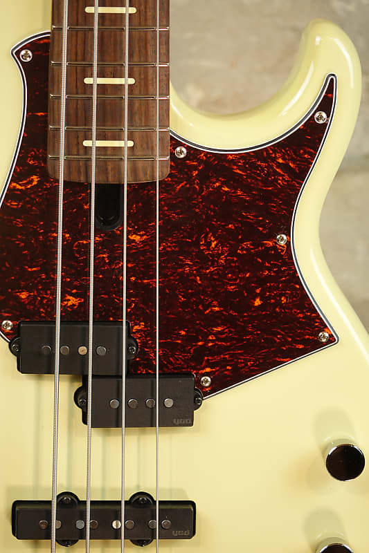 YAMAHA BBP34 VW - 4 Corde Made in Japan - Vintage White | Reverb