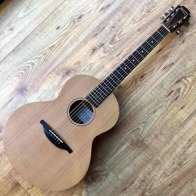 Sheeran S-01 + Case | Reverb