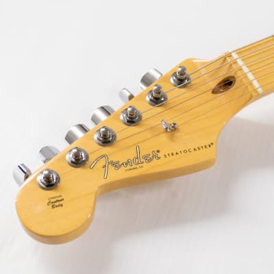 Fender American Professional Stratocaster Left-handed - 3-Color Sunburst with Maple Fingerboard image 8