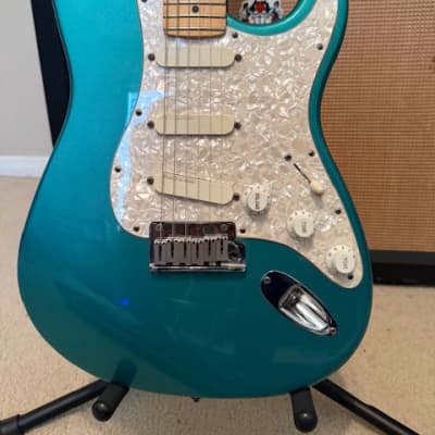 Fender USA Strat Plus 税込販売価格 ￥98,000- 中古品 モダン