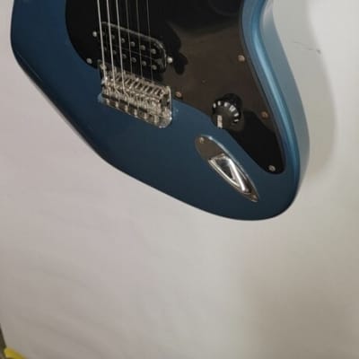 Fender Bullet 1980-1982 Metallic Blue image 2