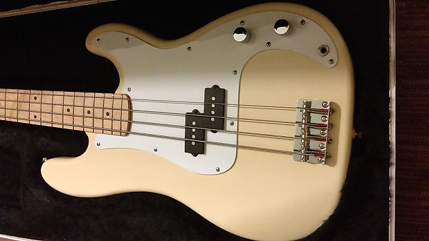 Squier precision bass hot sale korea