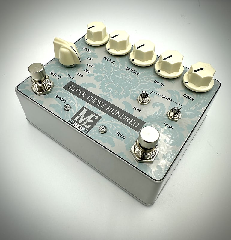 Master Effects Super 300 SVT in a box with 1/4” balanced Reverb