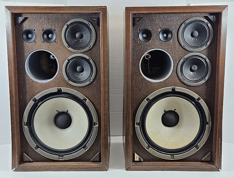 Vintage Hi-Fi Pair of Sansui SP-200 3-Way, 5-Driver Loudspeaker System |  1969 | Reverb