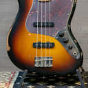 Fender Road Worn 60s Jazz Bass 3 Tone Sunburst