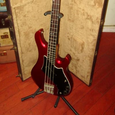 1981 Gibson Victory Bass Red image 2