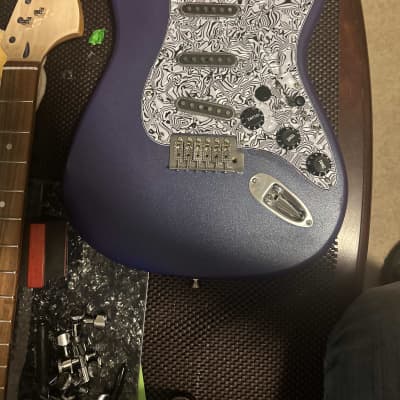 Fender Stratocaster ‘72 Vintage Reissue 1989 - Custom purple finish with metallic flake and a high-gloss clear coat image 15