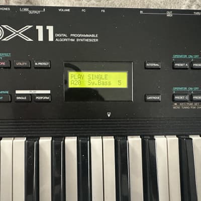 Buy used Yamaha DX11 Programmable Algorithm Synthesizer 1988 - Black