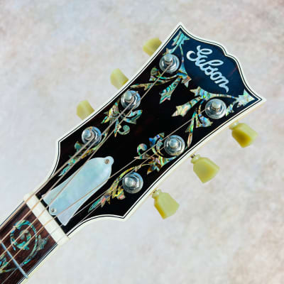 Gibson Custom SJ-200 Vine Acoustic Guitar 2004 - Natural image 12