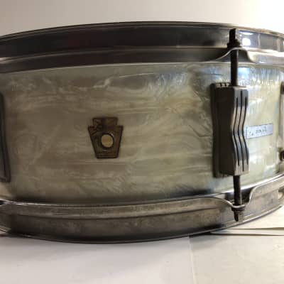 Ludwig No. 491 Pioneer 5x14" 6-Lug Snare Drum with Keystone Badge 1968 - 1969 - White Marine Pearl image 1
