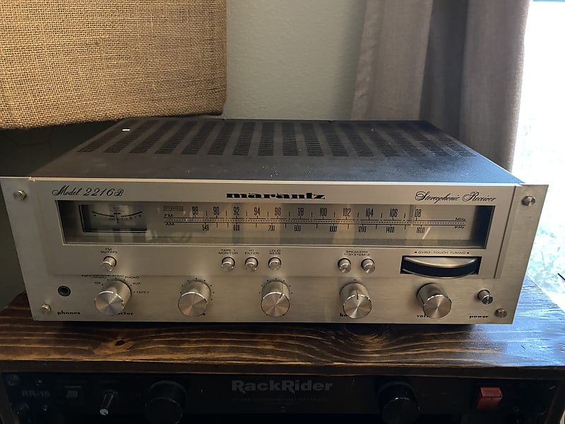Marantz 2216B STEREO RECEIVER Late 70s - Silver  			