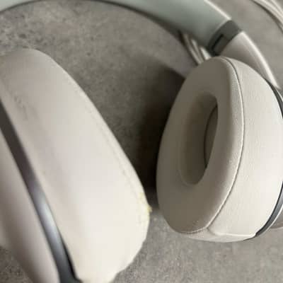 JBL Everest Elite 700 Over ear Wireless ANC Headphones image 4