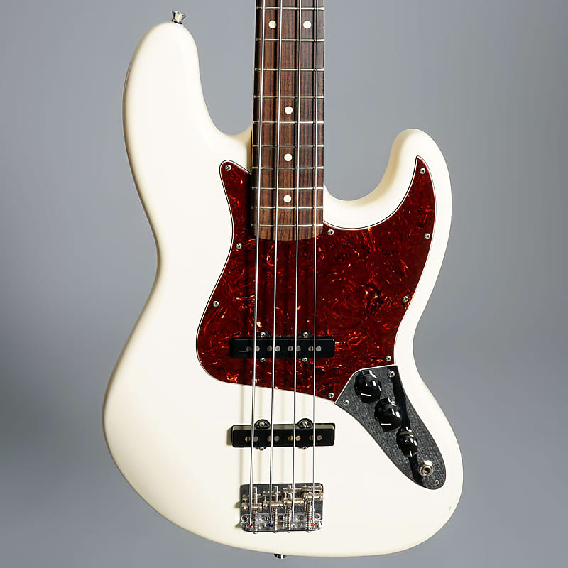 Fender Classic Series ‘60s Jazz Bass Fender Classic '60s Lacquer Jazz Bass Olympic White