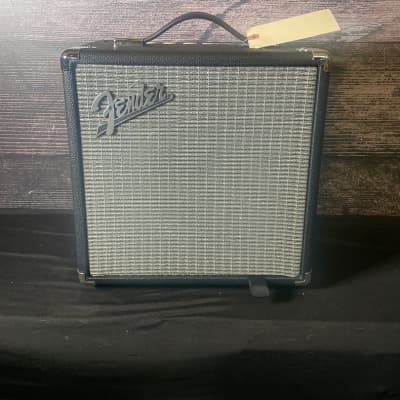 Fender Fender Rumble 15 Combo Amp Guitar Combo Amplifier (Charlotte, NC) for sale