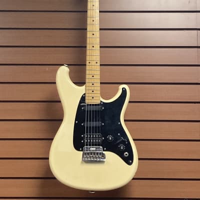 Ibanez Roadstar II RS140 in Vintage White 1985 for sale