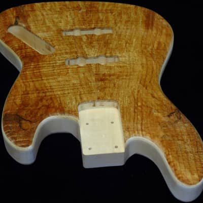 Flamed Spalted Maple Top/ Basswood Jazz J-BASS Style Body Flamed Spalted Maple Top/ Basswood Jazz J-BASS Style Body