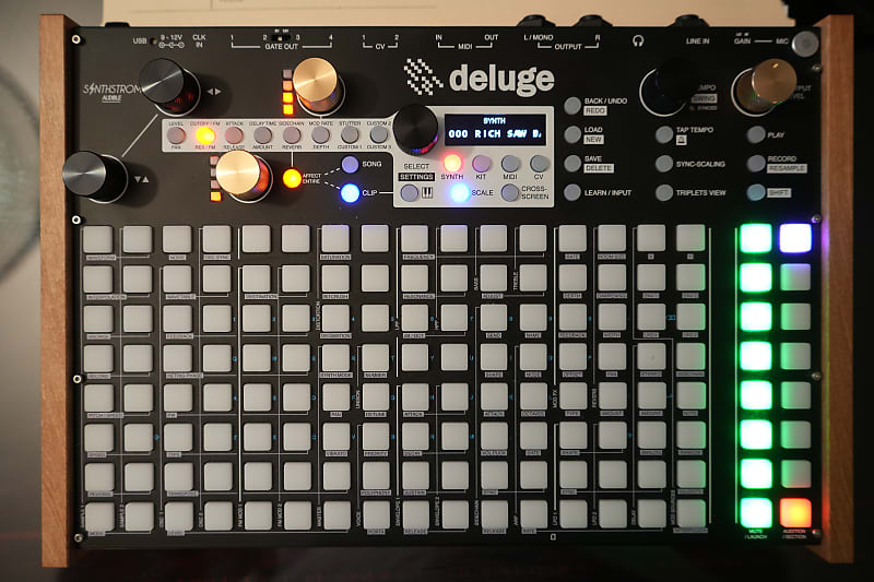 Synthstrom Audible Deluge (OLED) 2022 - Black