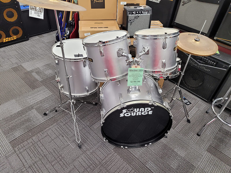 Sound source store drum set