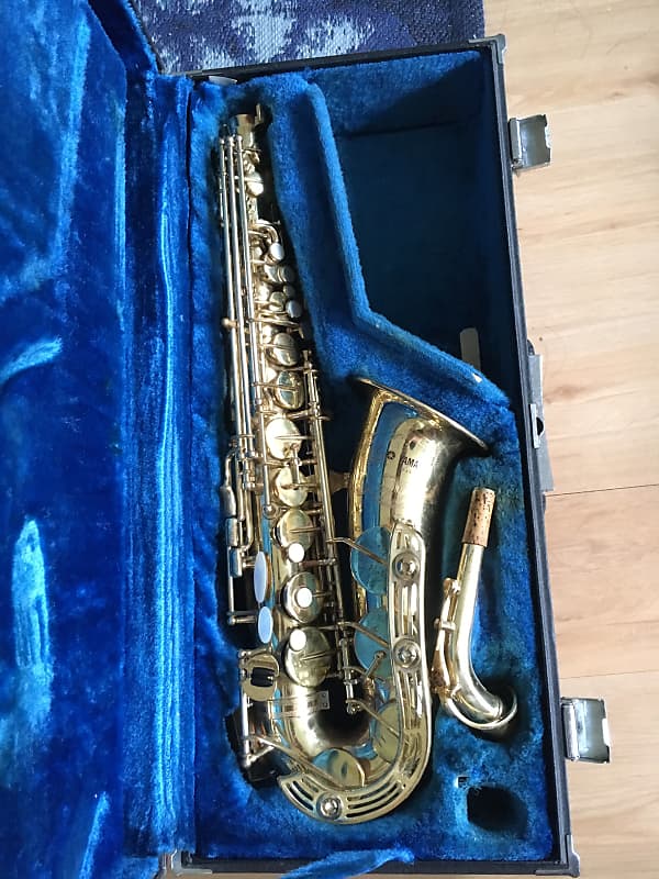 Yamaha YAS-61 Alto Saxophone