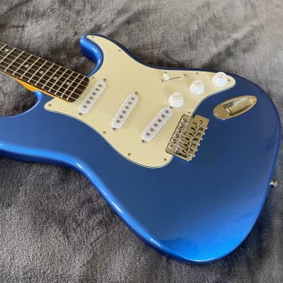 2023 Del Mar Lutherie Surfcaster Strat Lake Placid Blue - Made in USA image 4