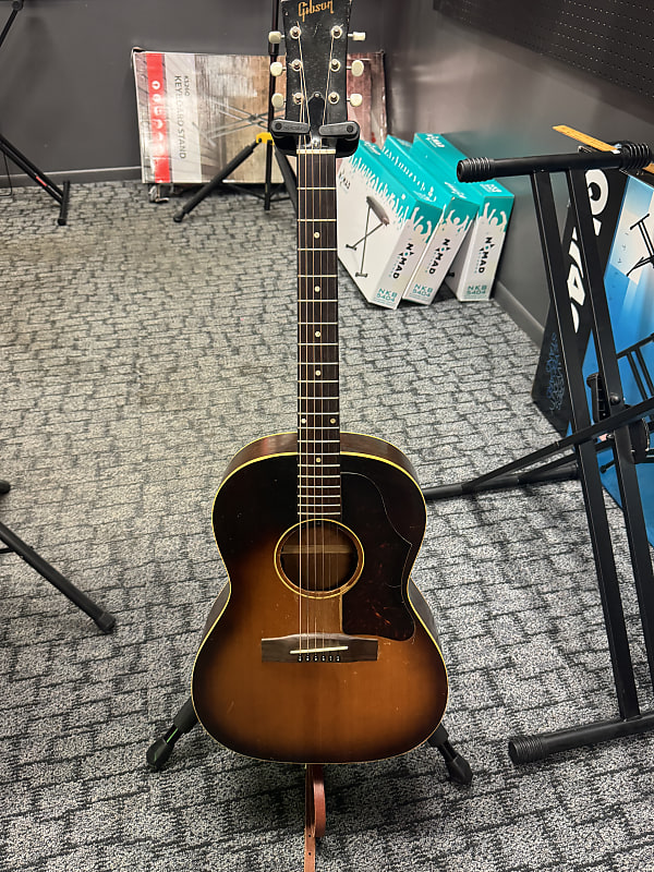 Gibson LG-1 1947 - 1968 | Reverb