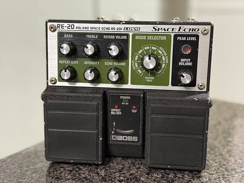 Boss RE-20 Space Echo