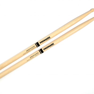 Promark Forward Balance Hickory Drumsticks - .565" - Teardrop Tip image 2