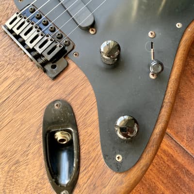 [SALE] Moon (by PGM / ESP “roots”) 1991 Custom Shop Stratocaster ST - 1P Walnut Body EMG SA pickups image 11