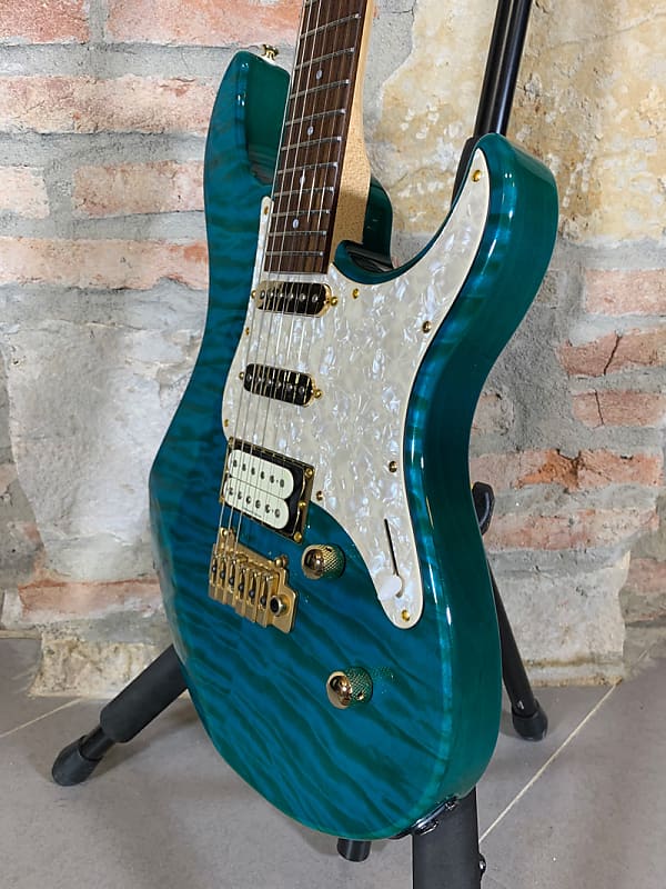 Yamaha Pacifica 812WX | Reverb