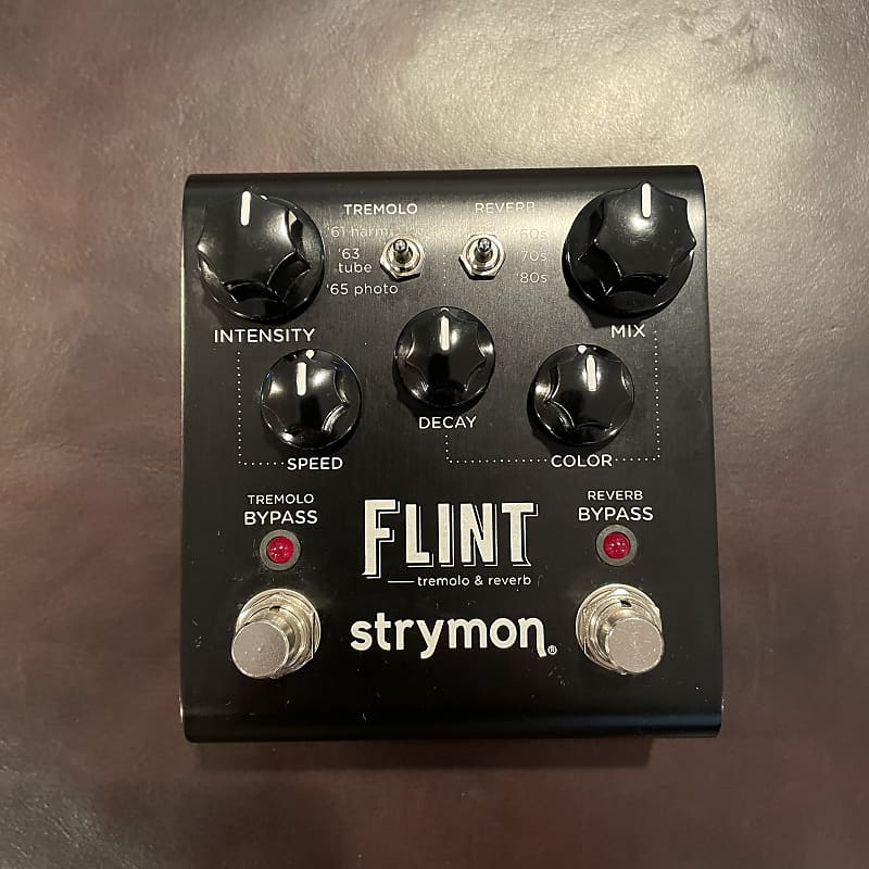 Strymon Flint Reverb and Tremolo V1 2012 - 2022 - Black with Black Knobs