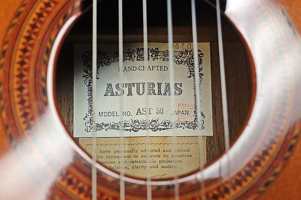 Kodaira AST-50 Artist Series Classical Guitar (1994) – Neil