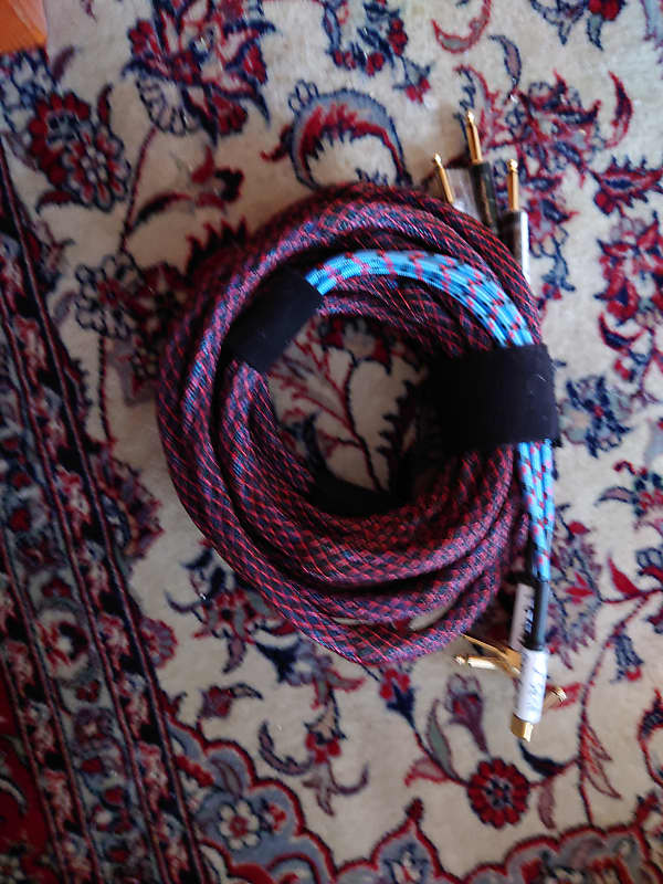 20 Ft. Effects Loop Cable Snake Red Reverb