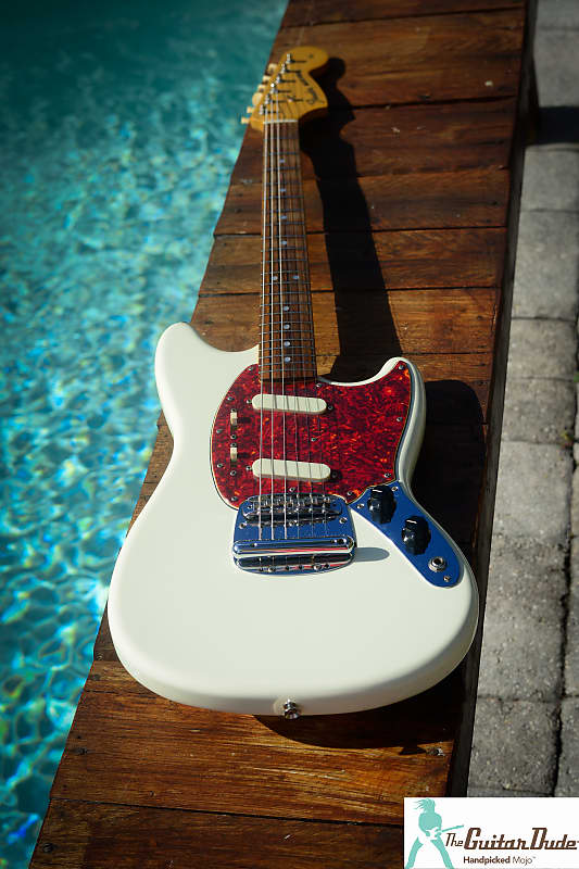 Fender Mustang '65 Vintage Reissue Olympic White Nitro Lacquer