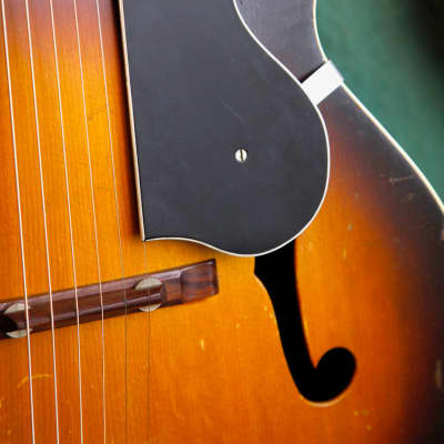 Maton 1950s Supreme F240 Sunburst Archtop Acoustic Guitar Pre-Owned image 6
