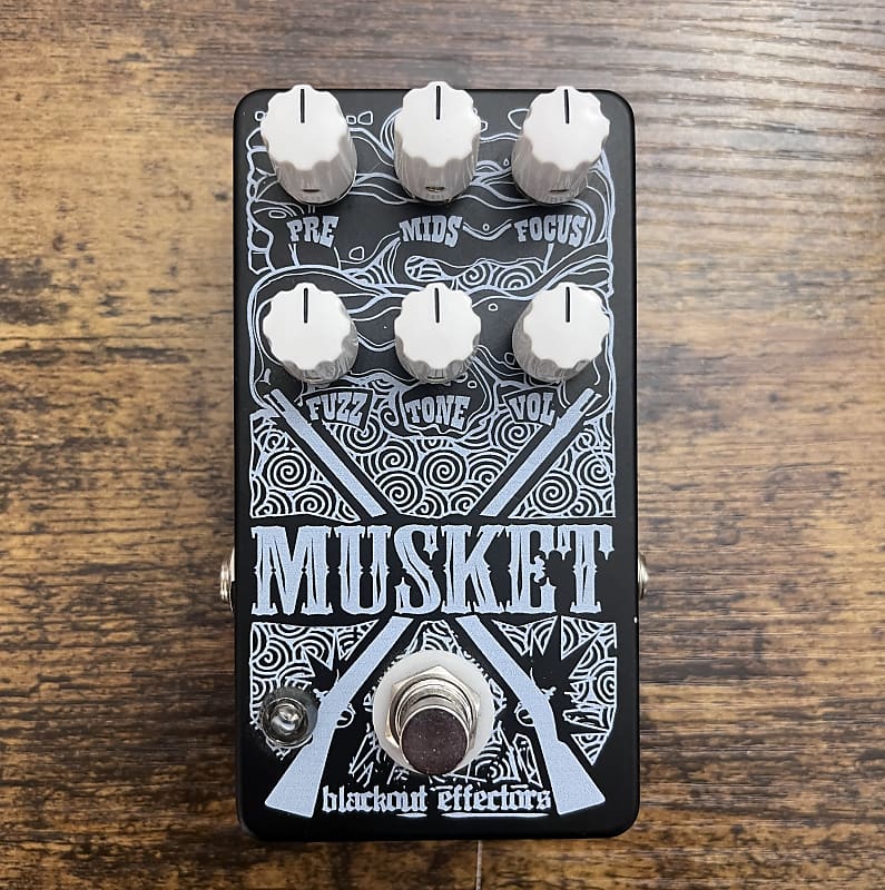 ギター Blackout effectors musket Musket Fuzz - Blackout Effectors - YouTube