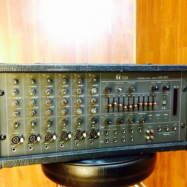 TOA MX601 6Channel Powered Mixer Reverb