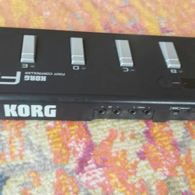 Korg FC6 Foot Controller with Cable Works great image 2