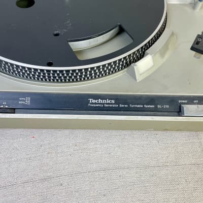 Technics SL-210 1988 Turntable Record Player Vinyl Project Needs Repair image 3