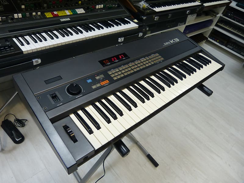 Kawai K3 hybrid polyphonic synthesizer with SSM2044 analog filters image 1
