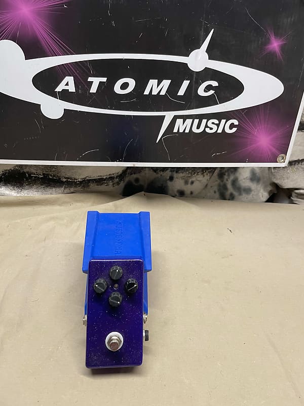 BYOC (build your own clone) Large Beaver v2.0 Triangle Muff | Reverb