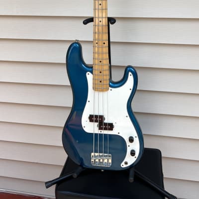 Fender Precision Bass 1984 - 1987 - Lake Placid Blue image 1