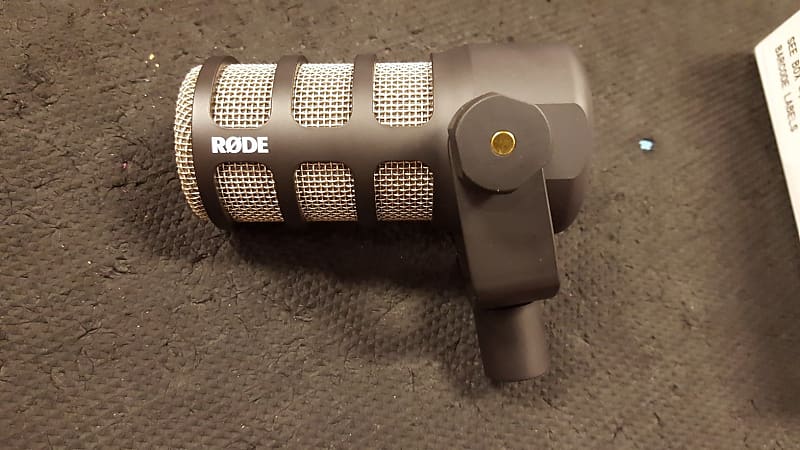 Rode - PODMic - Dynamic Cardioid Broadcast Microphone - x7139 - USED