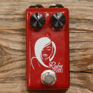Red Witch Seven Sisters Ruby Fuzz