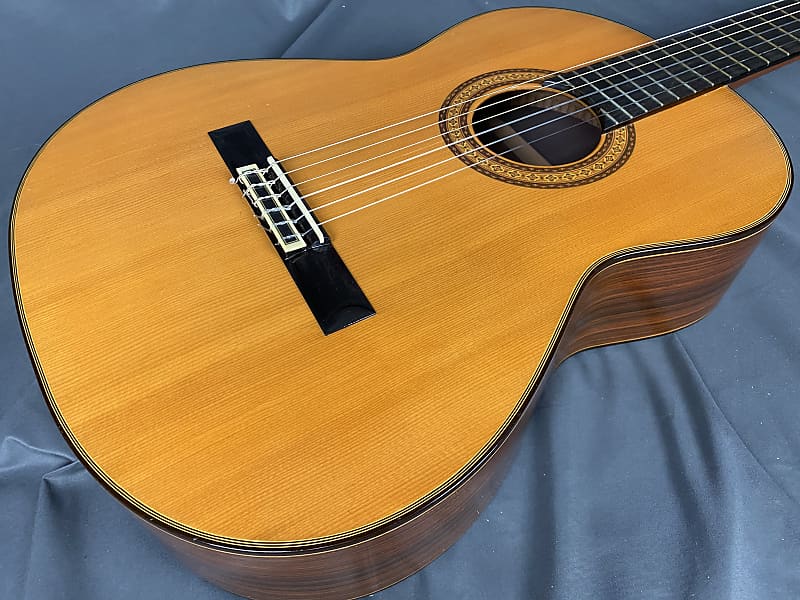 T.MATSUOKA LUTHIER M40 クラシックギター ケース鍵付き Classical Acoustic Guitar Ryoji Matsuoka Luthier M40 Natural