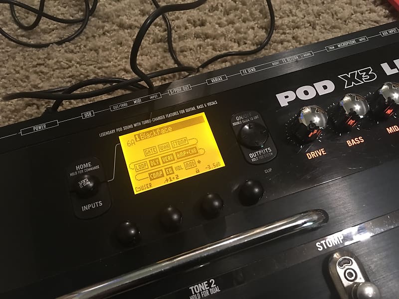 Line 6 POD X3 Live Guitar Multi-Effects Pedal with bag , manual 